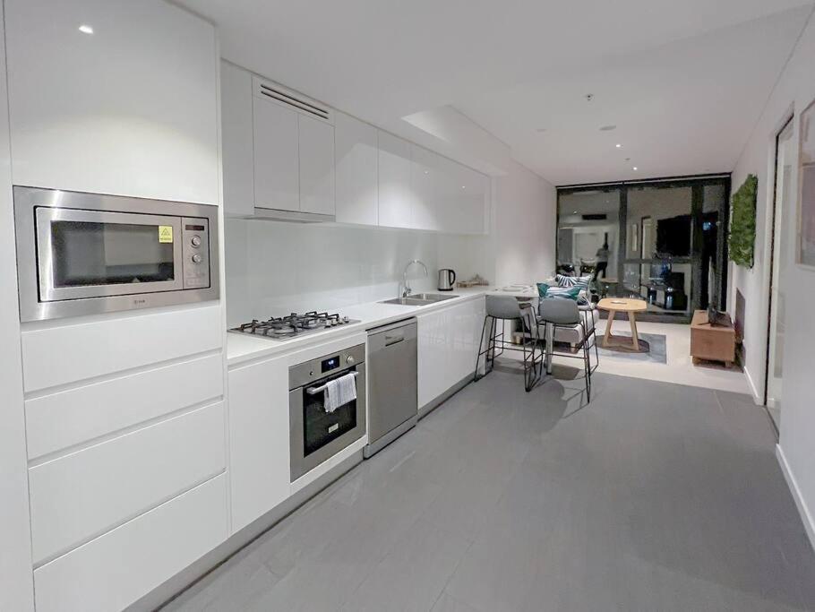 Amazing 2 Bedroom In Cbd! Brisbane Eksteriør billede